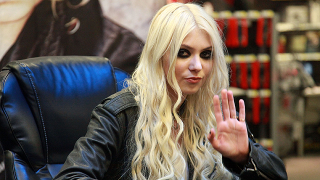 Sad Panda Taylor Momsen Quits Acting For Good